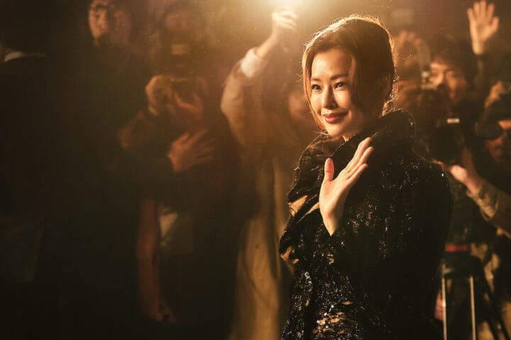 愛麻夫人熱映中